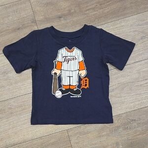Genuine Merchandise Blue and Orange Short Sleeve Tee with Baseball Design